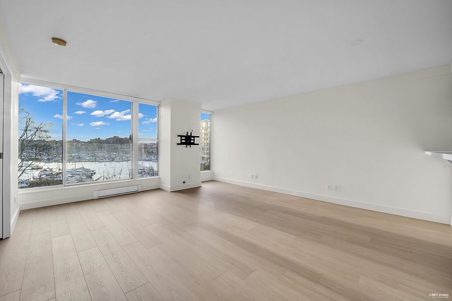 203 1000 Beach Avenue Vancouver, BC - 5