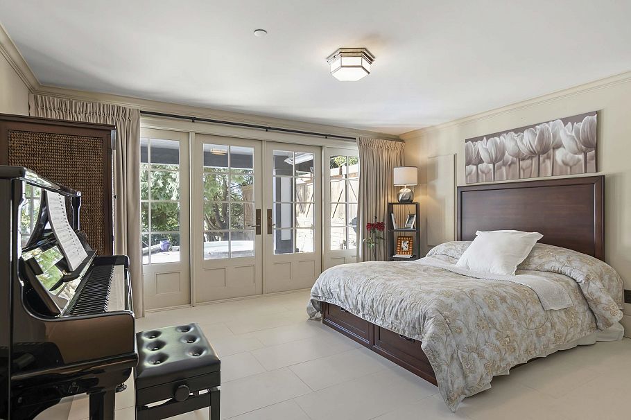 5149 Connaught Drive Vancouver, BC - 17