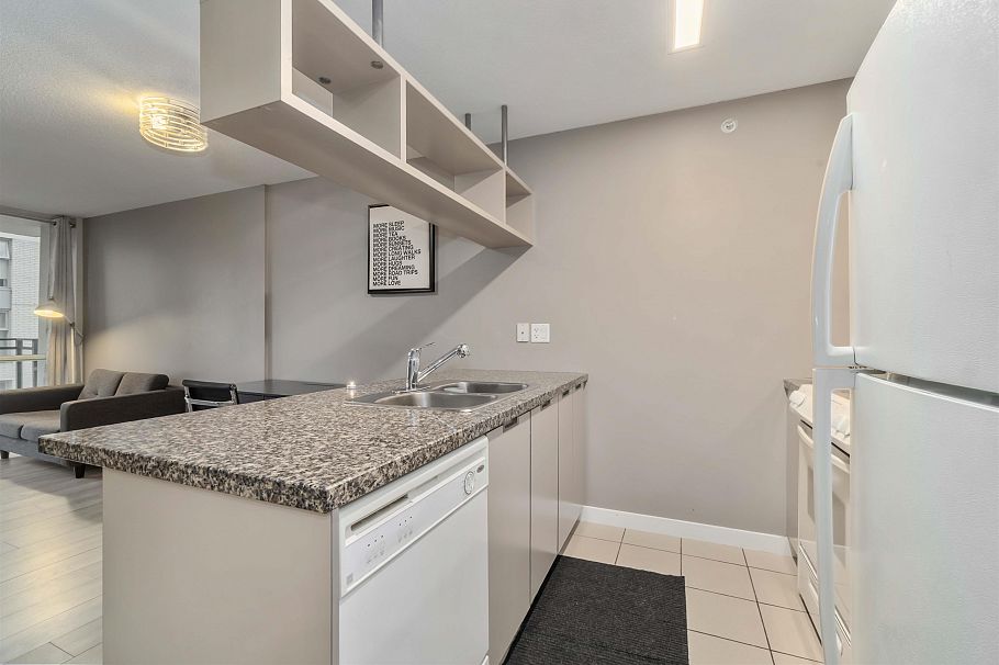 613 1082 Seymour Street Vancouver, BC - 14