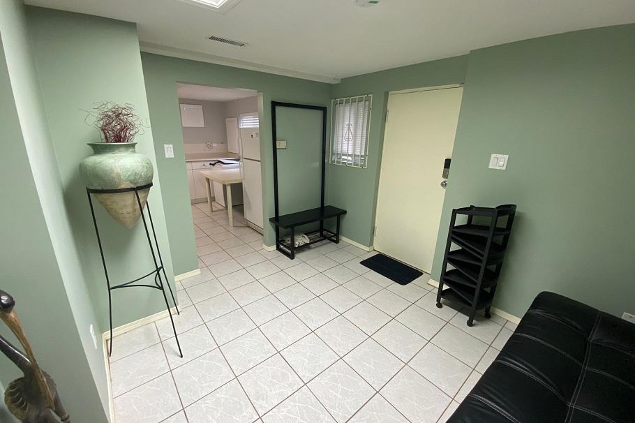 1326 Windermere Street Vancouver, BC - 1