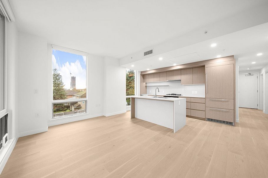 305 5212 Cambie Street Vancouver, BC - 1