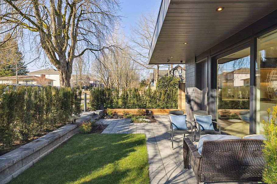 1 3081 West 14th Avenue Vancouver, BC - 30