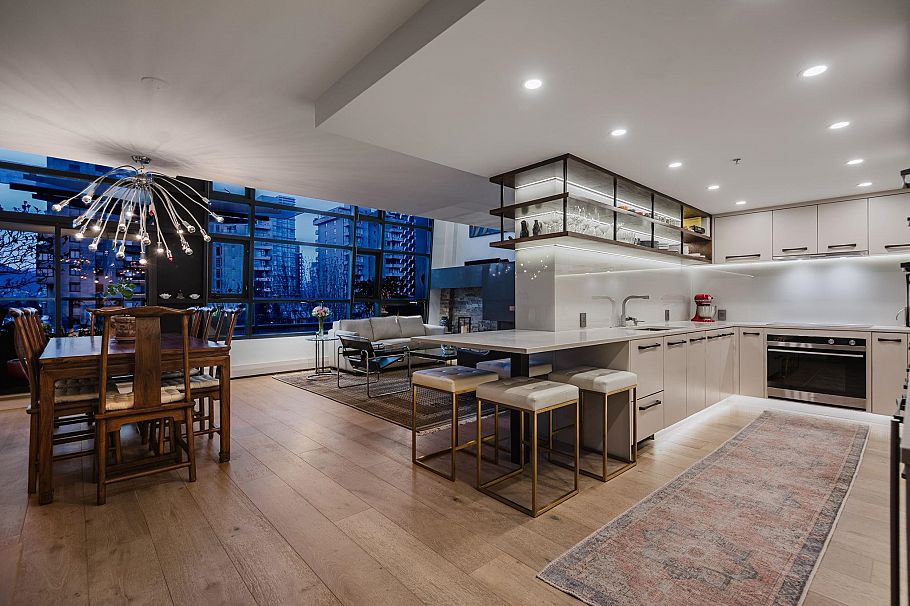 PH7 1688 Robson Street Vancouver, BC - 4