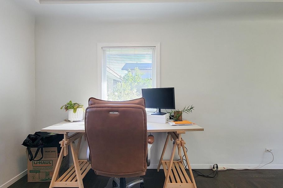 442 W 23rd Street North Vancouver, BC - 11