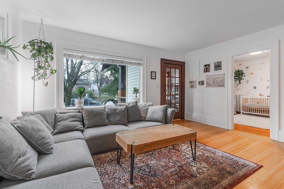 2689 Mcgill Street Vancouver, BC - 4