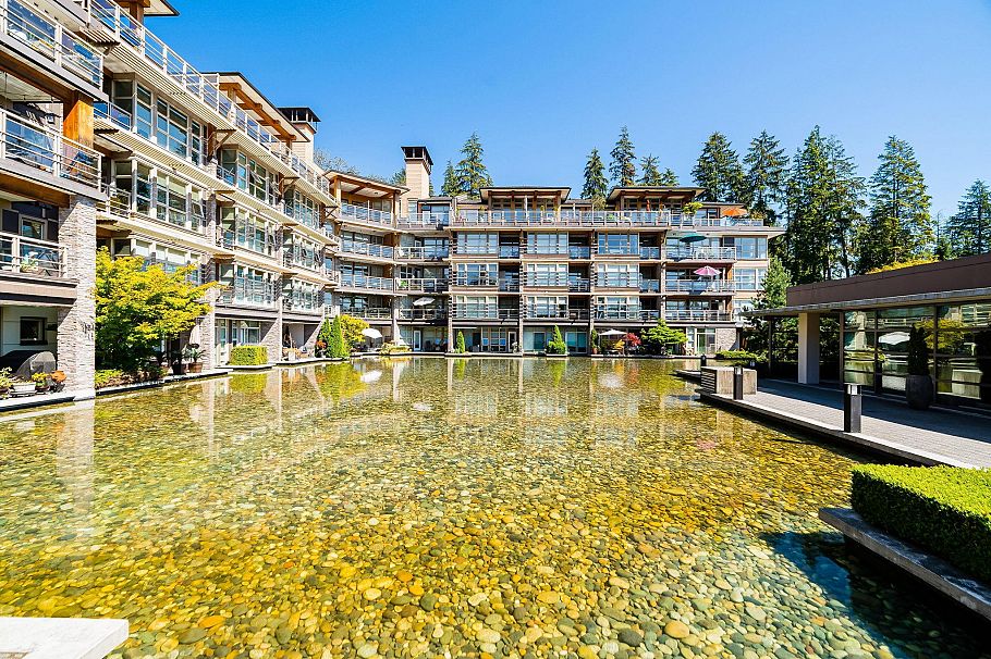 111 3606 Aldercrest Drive North Vancouver, BC - 1