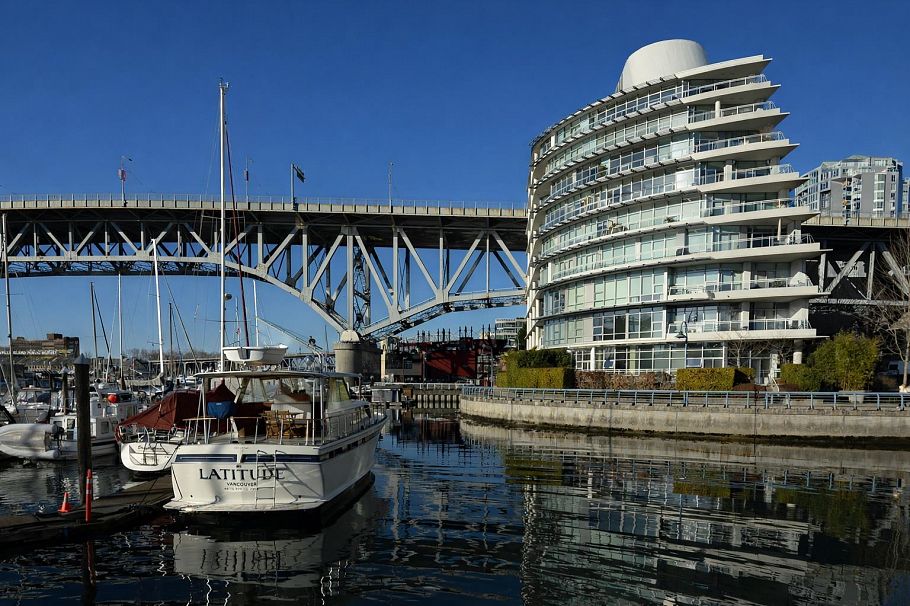 901 628 Kinghorne Mews Vancouver, BC - 1