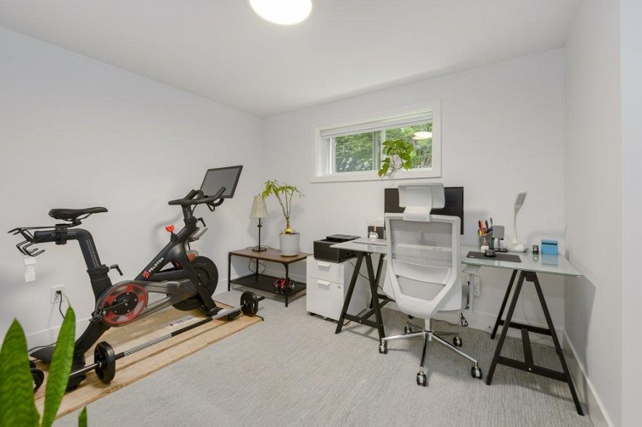 5051 Sherbrooke Street Vancouver, BC - 31