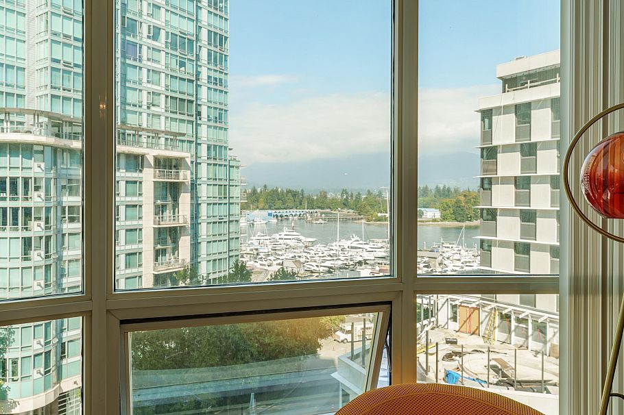 701 588 Broughton Street Vancouver, BC - 10