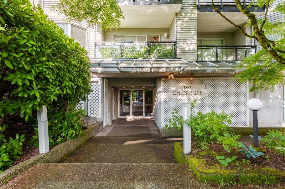 202 1550 Chesterfield Avenue North Vancouver, BC - 21