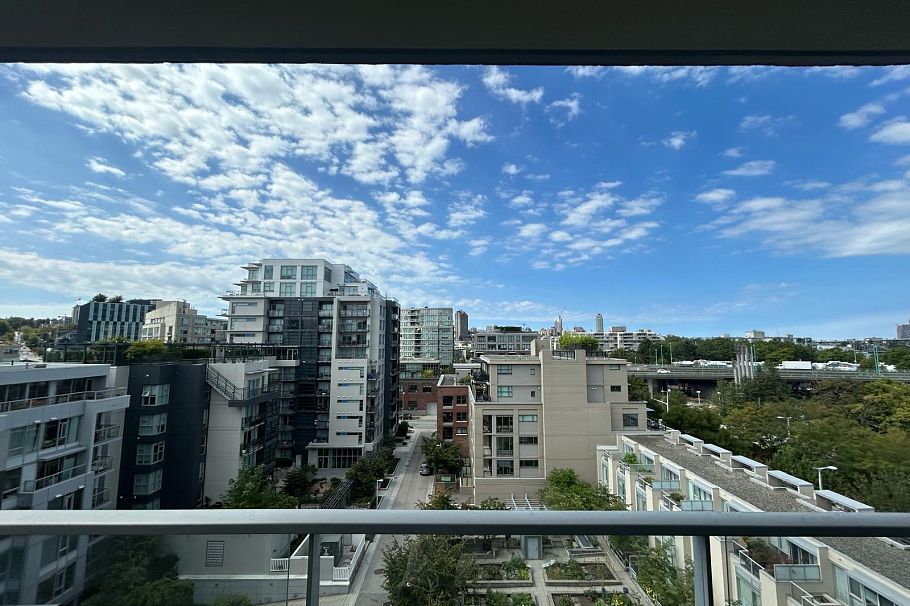 907 1833 Crowe Street Vancouver, BC - 6