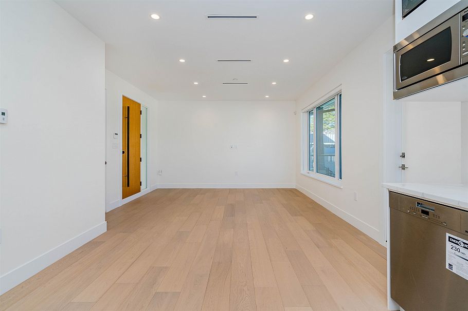 1 8190 Cartier Street Vancouver, BC - 10