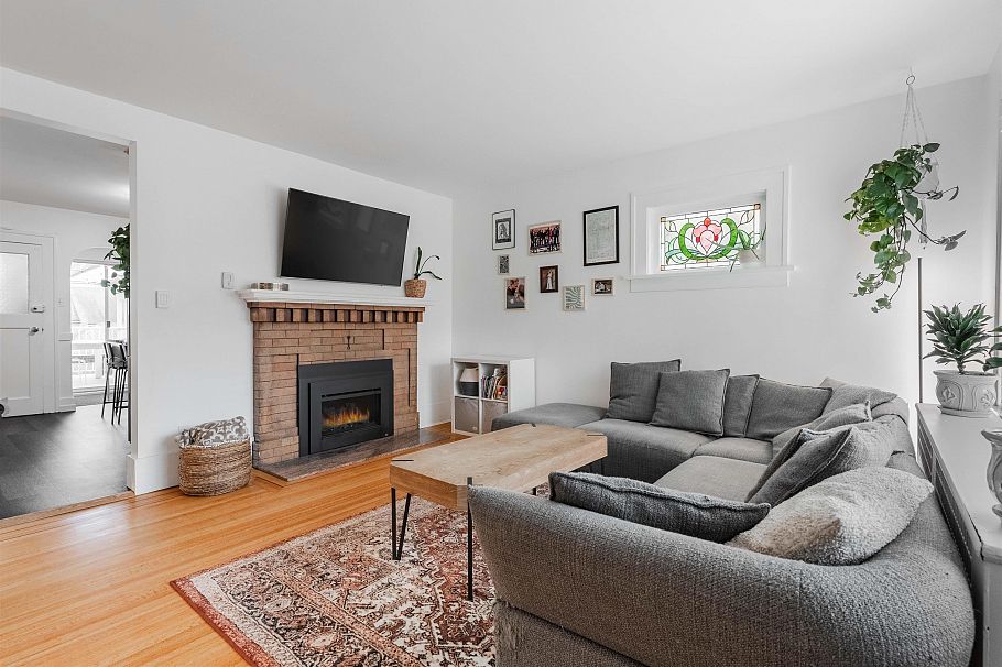 2689 Mcgill Street Vancouver, BC - 3