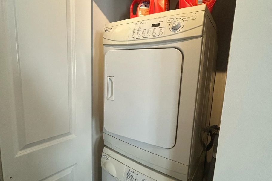 907 1833 Crowe Street Vancouver, BC - 7