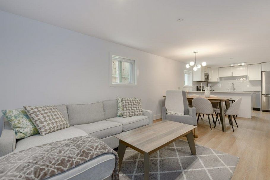 5051 Sherbrooke Street Vancouver, BC - 30