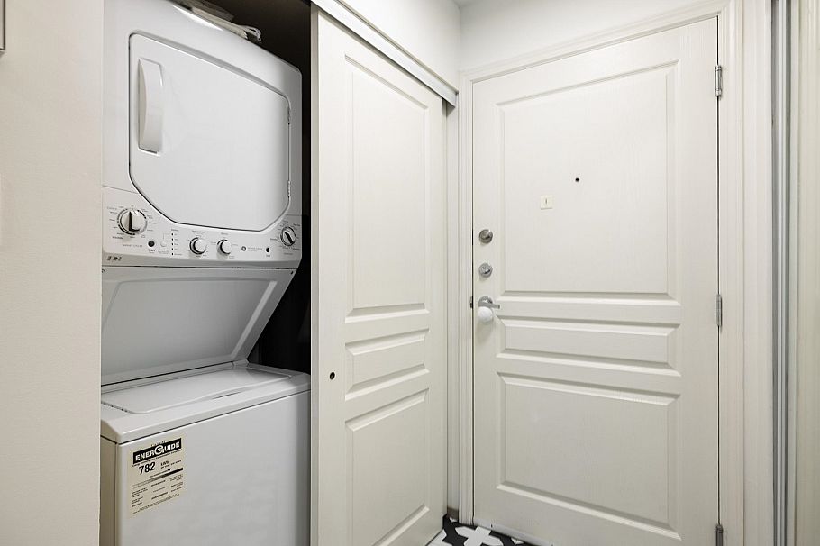 105 2130 W 12th Avenue Vancouver, BC - 10