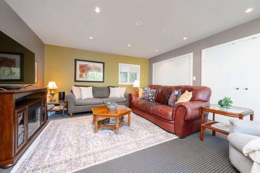 2864 Bushnell Place North Vancouver, BC - 16