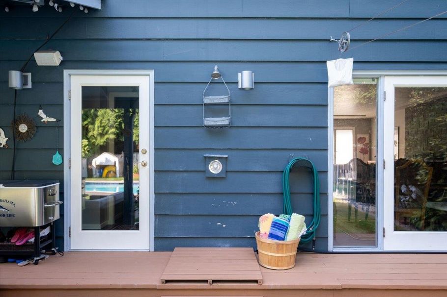 2864 Bushnell Place North Vancouver, BC - 36