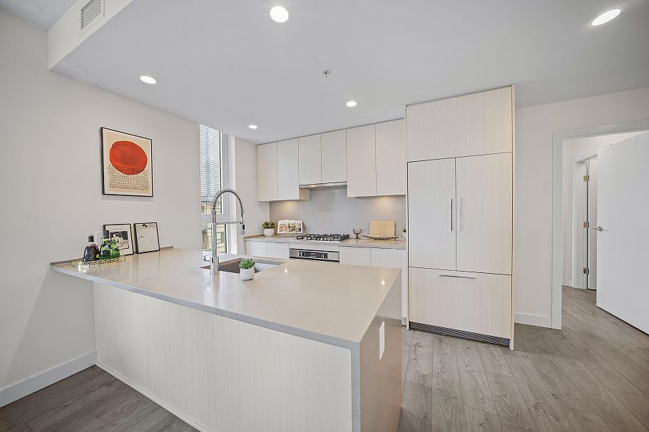 607 4465 Juneau Street Burnaby, BC - 9