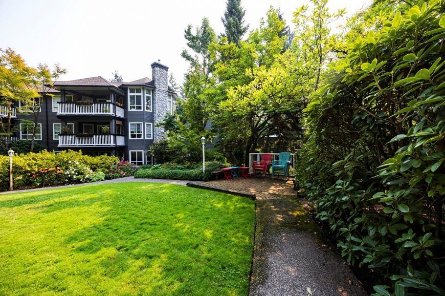 302 1133 E 29th Street North Vancouver, BC - 29