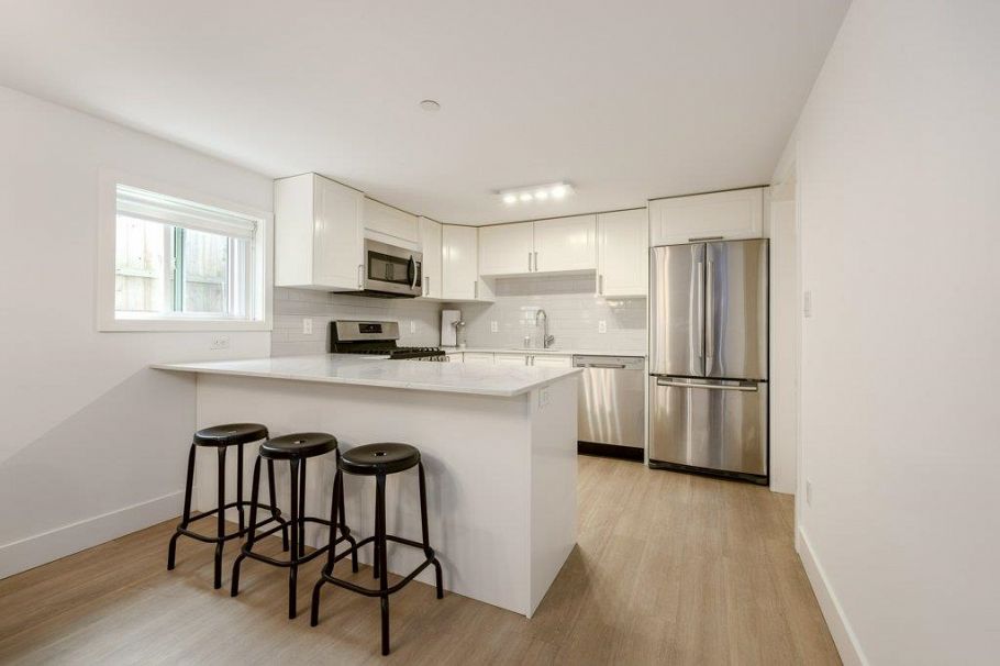 5051 Sherbrooke Street Vancouver, BC - 26