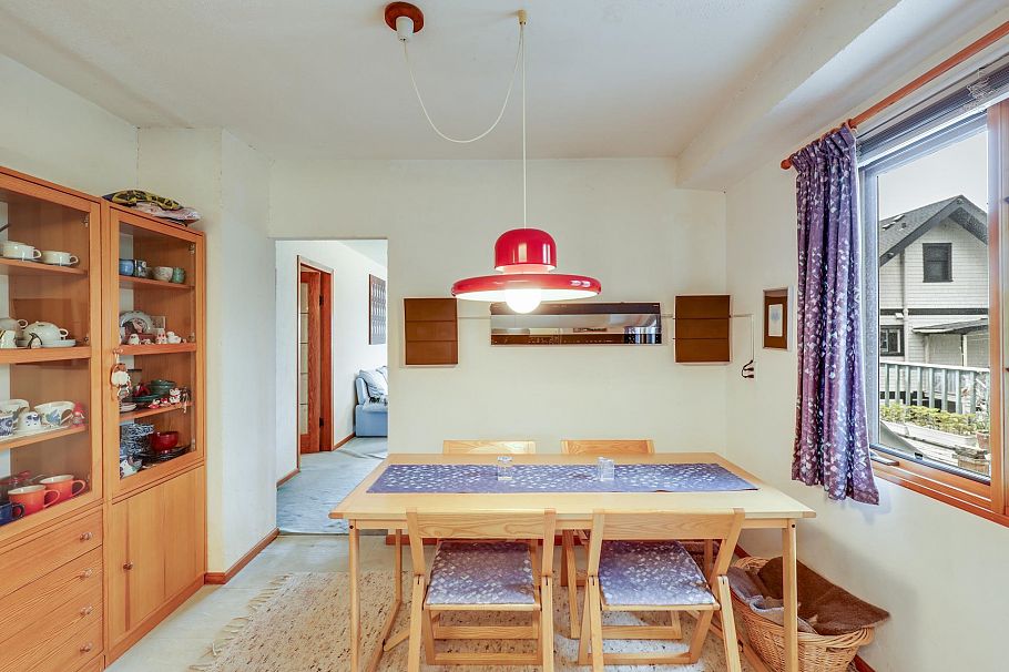 534 E 9th Street North Vancouver, BC - 11