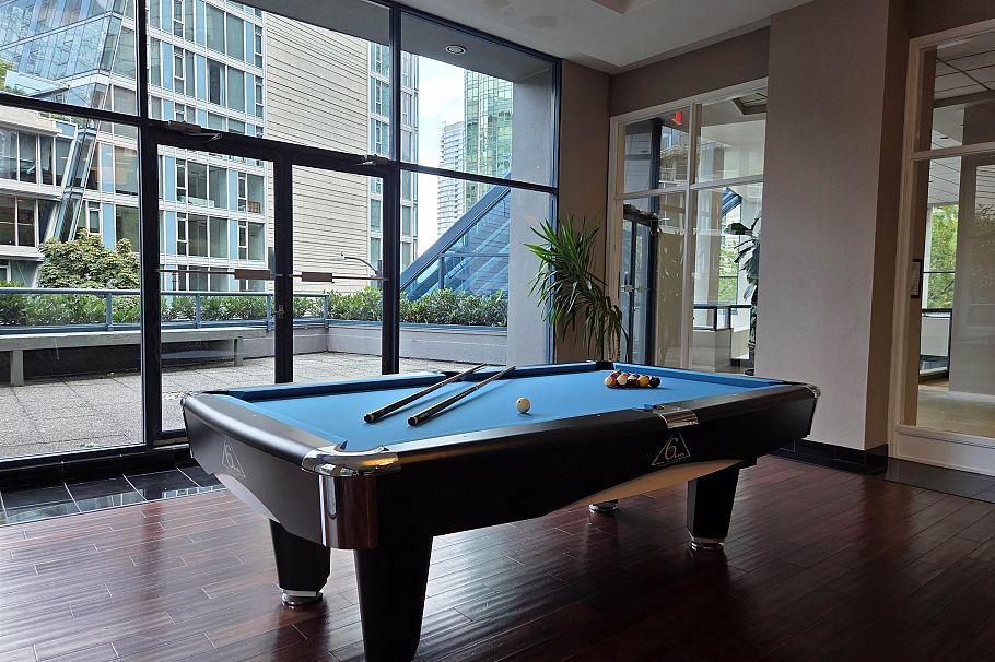 2302 1415 West Georgia Street Vancouver, BC - 30