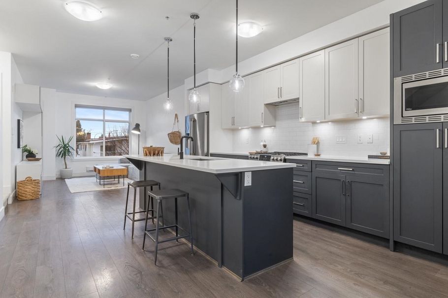 5837 Wales Street Vancouver, BC - 5