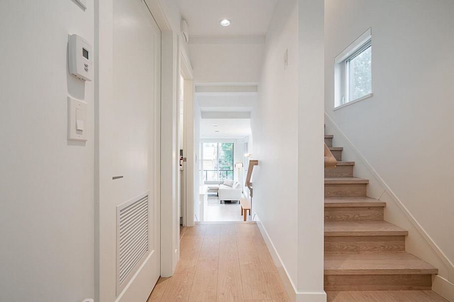 4756 Duchess Street Vancouver, BC - 14