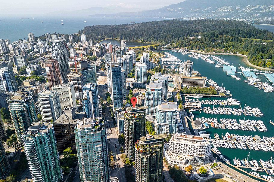 701 588 Broughton Street Vancouver, BC - 33