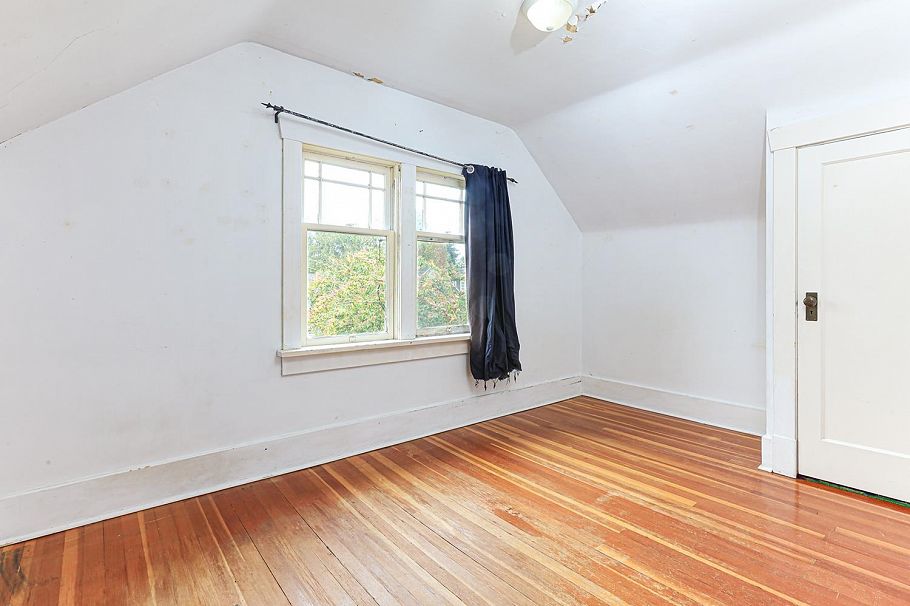 4557 W 14th Avenue Vancouver, BC - 30