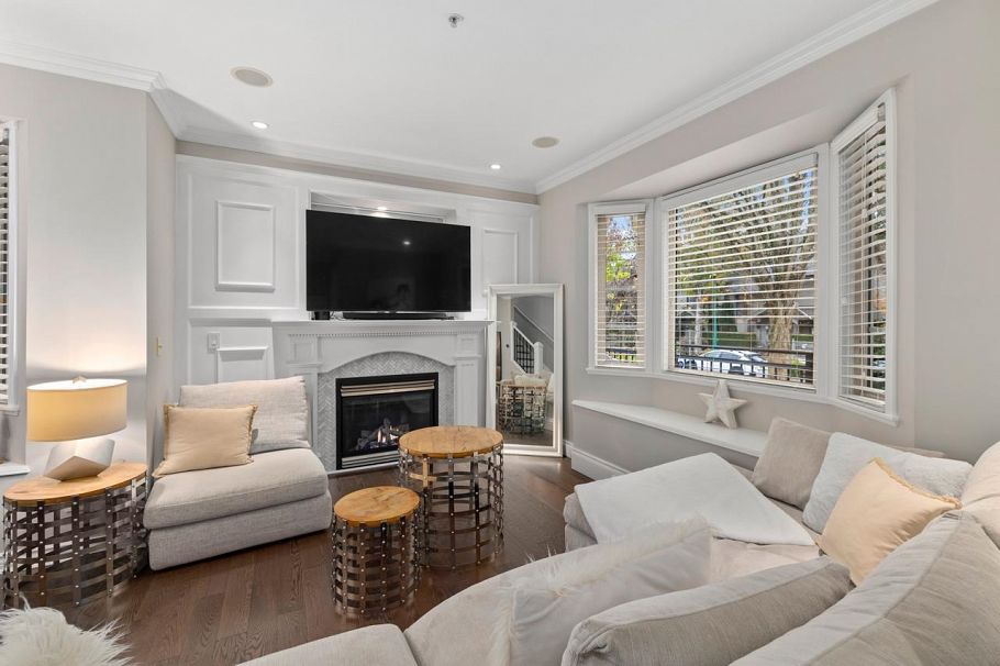 3135 Sunnyhurst Road North Vancouver, BC - 5