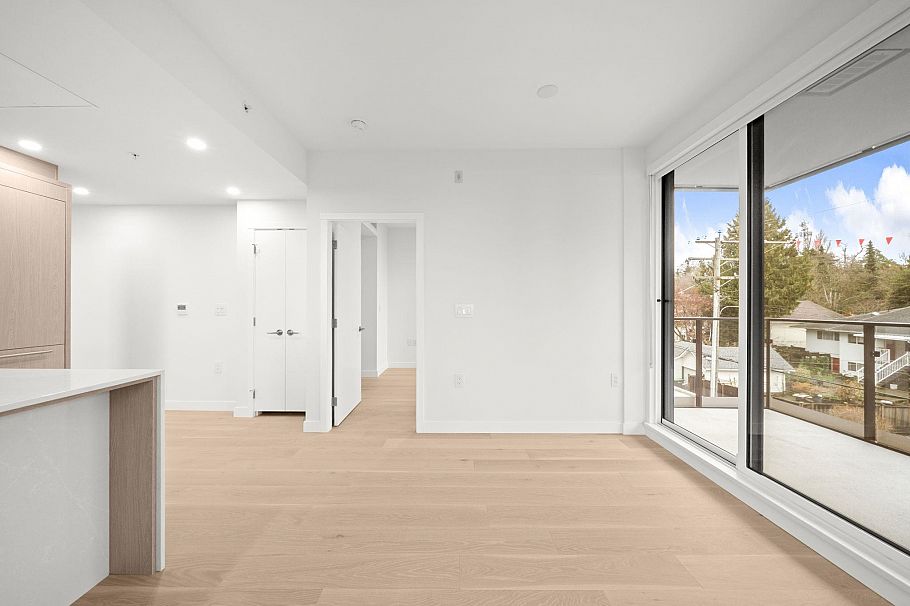 305 5212 Cambie Street Vancouver, BC - 4