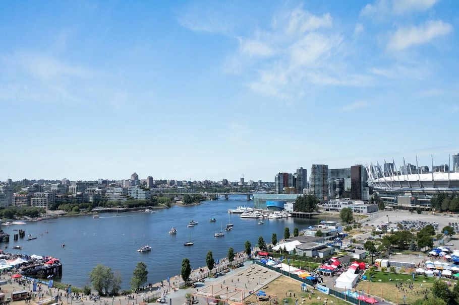 910 Quebec Street Vancouver, BC - 37