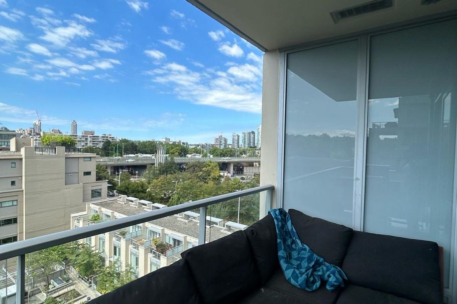 907 1833 Crowe Street Vancouver, BC - 4