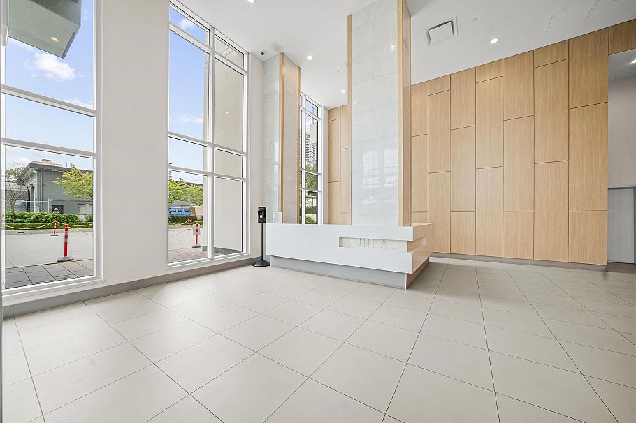 607 4465 Juneau Street Burnaby, BC - 25