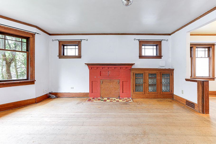 4557 W 14th Avenue Vancouver, BC - 8