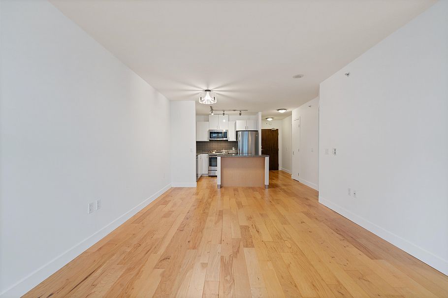 805 175 W 1st Street North Vancouver, BC - 9