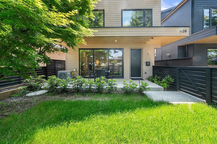 1 638 E 46th Avenue Vancouver, BC - 37