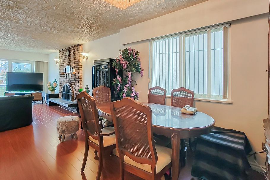 3279 E 24th Avenue Vancouver, BC - 17