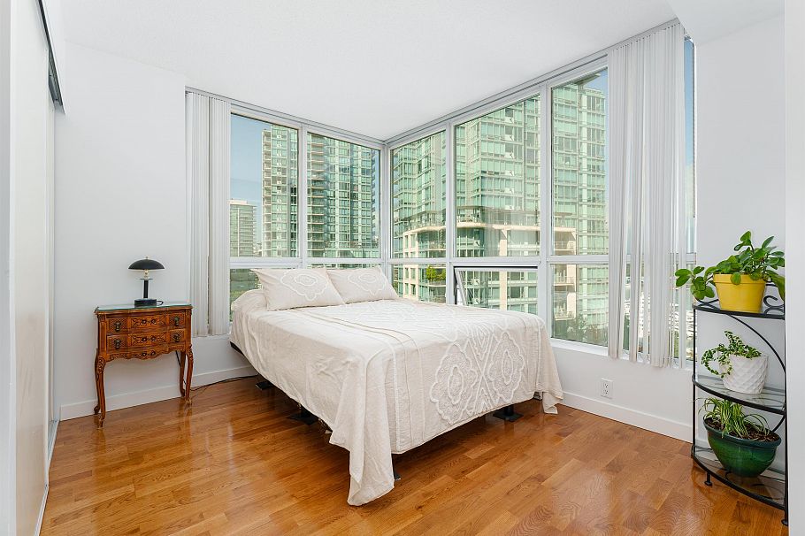 701 588 Broughton Street Vancouver, BC - 18