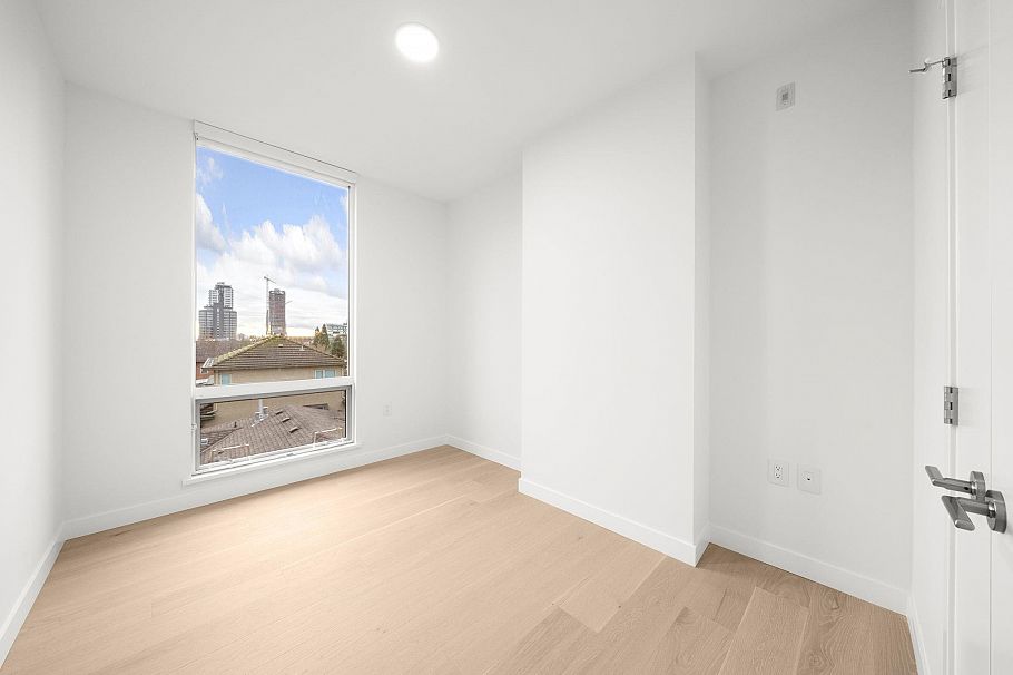 305 5212 Cambie Street Vancouver, BC - 8