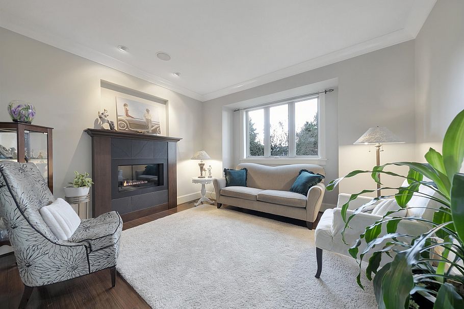 518 E 16th Street North Vancouver, BC - 12