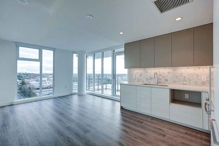 1502 8188 Fraser Street Vancouver, BC - 3