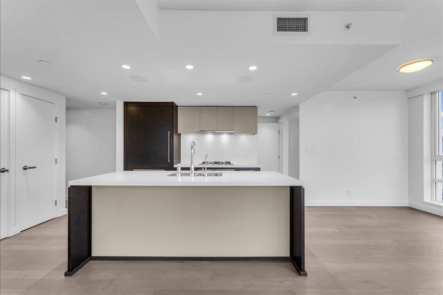 2016 1618 Quebec Street Vancouver, BC - 4