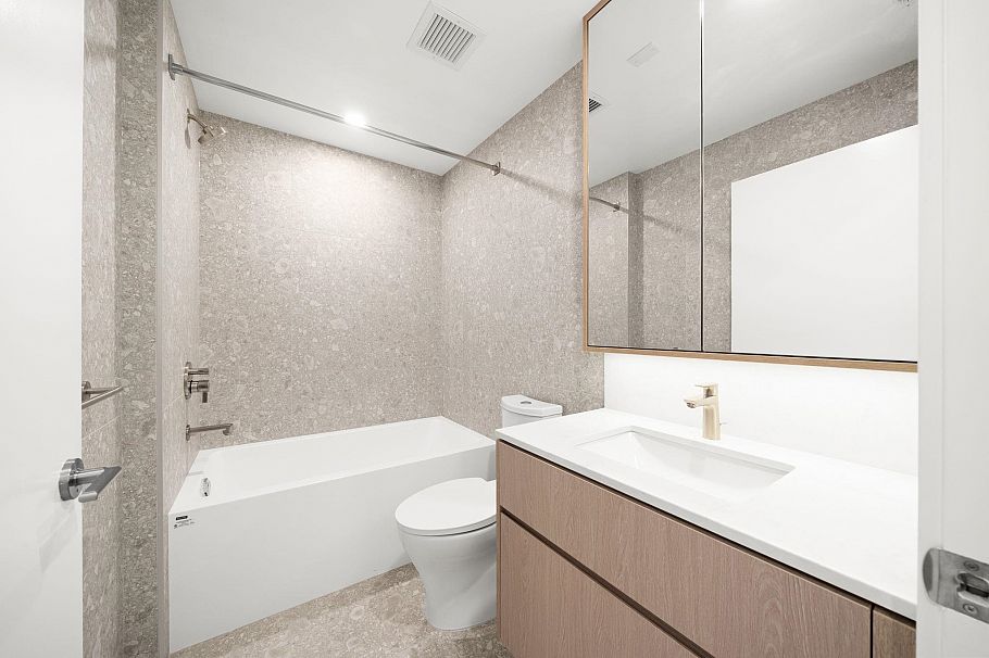 305 5212 Cambie Street Vancouver, BC - 9