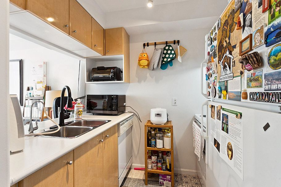 306 988 W 21st Avenue Vancouver, BC - 10