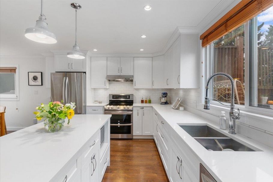 4833 Lanark Street Vancouver, BC - 6