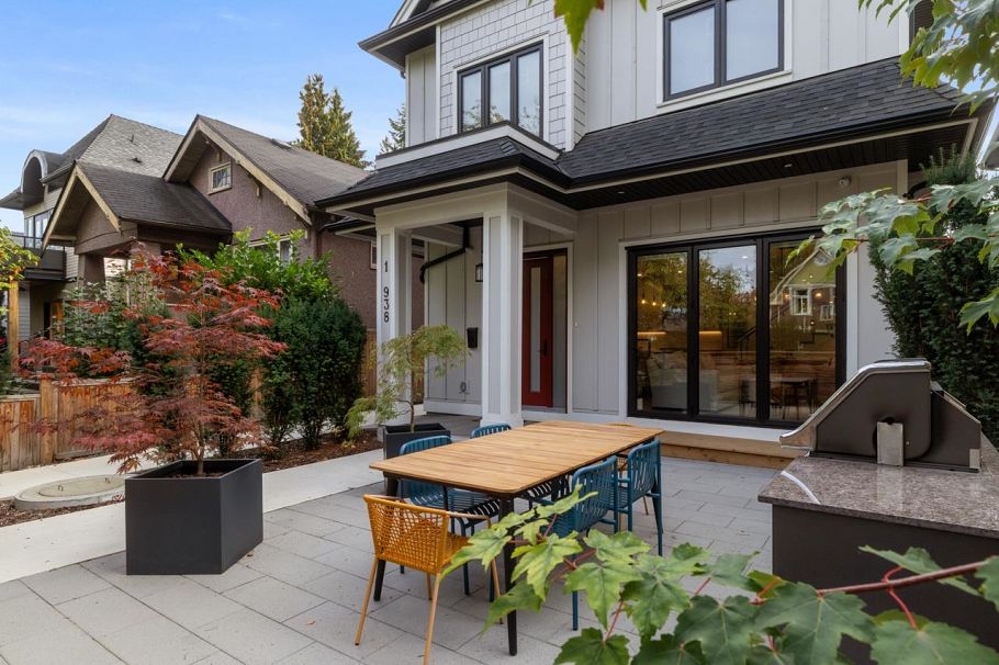 1 938 E 10th Avenue Vancouver, BC - 36