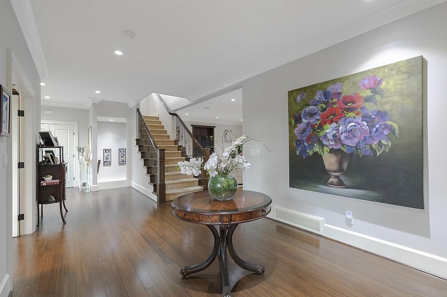 518 E 16th Street North Vancouver, BC - 14